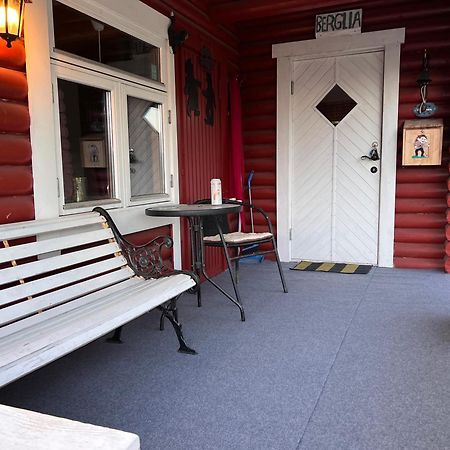 Cozy And Spacious Cabin Svensby Buitenkant foto